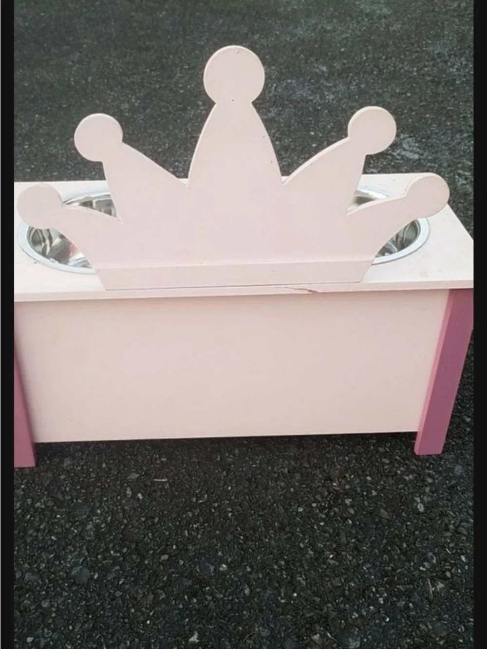 Princess 'Queen' Wooden Double Pet Feeder in Pink
